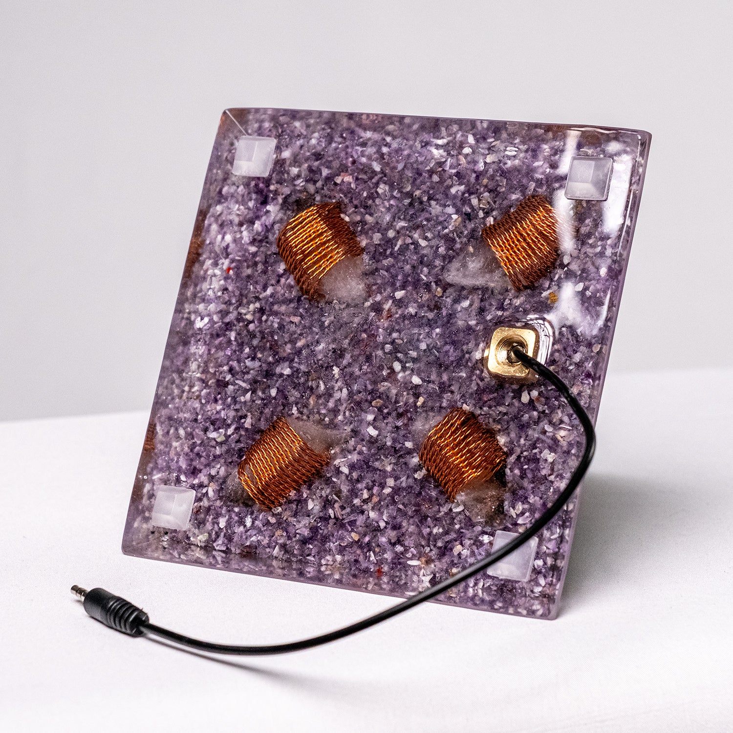 "Superconductor" [1] – Orgonite Pyramid (No.15) [AUX]