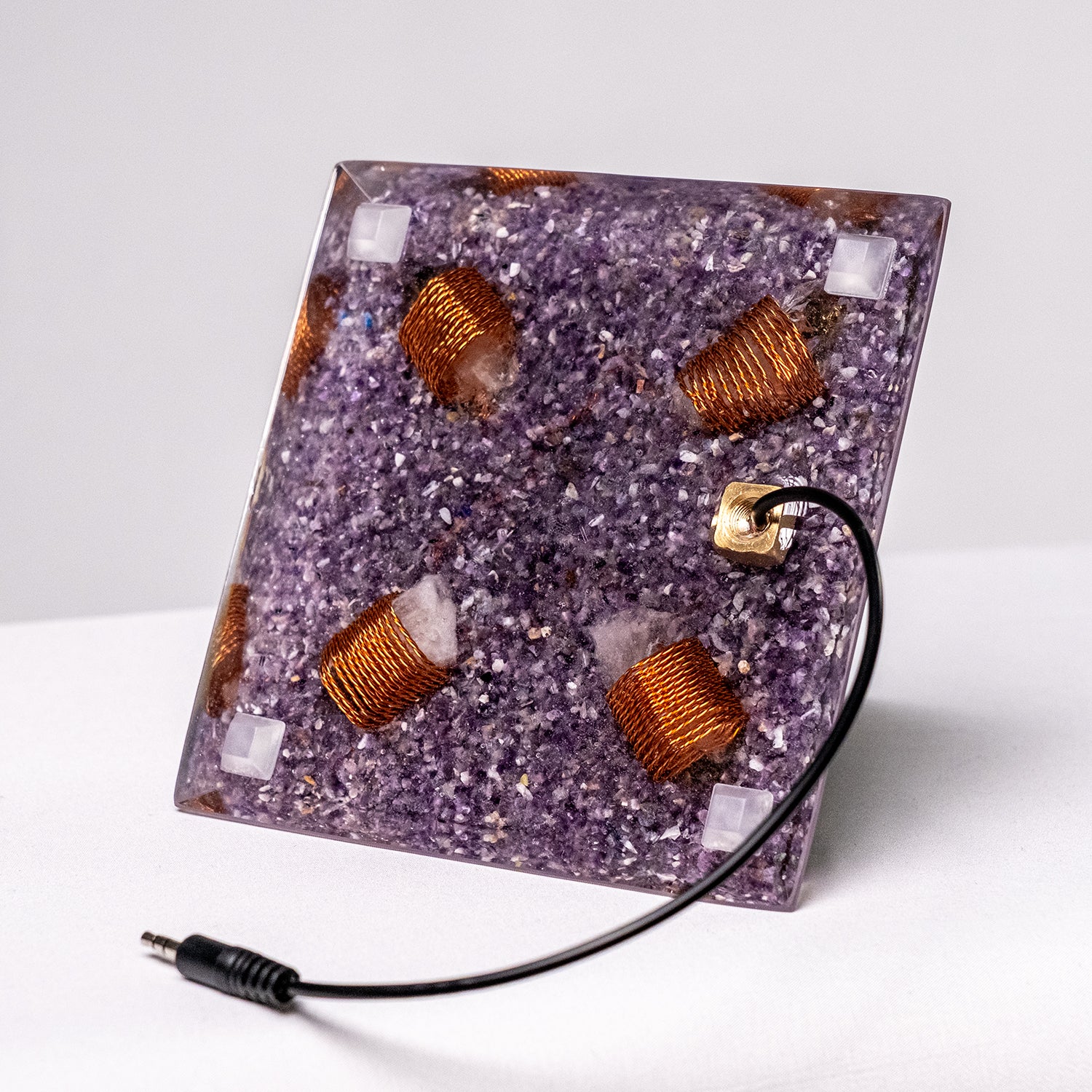 "Superconductor" [2] – Orgonite Pyramid (No.16) [AUX]