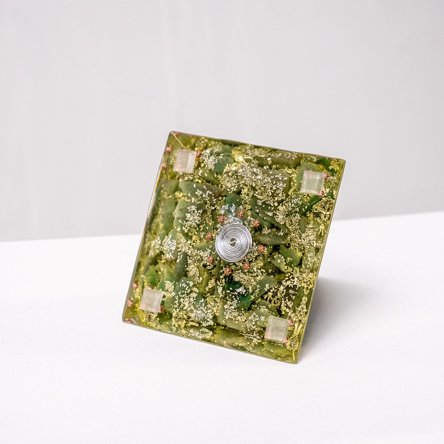 "Celtic Green" [1] – Orgonite Pyramid (No.20)
