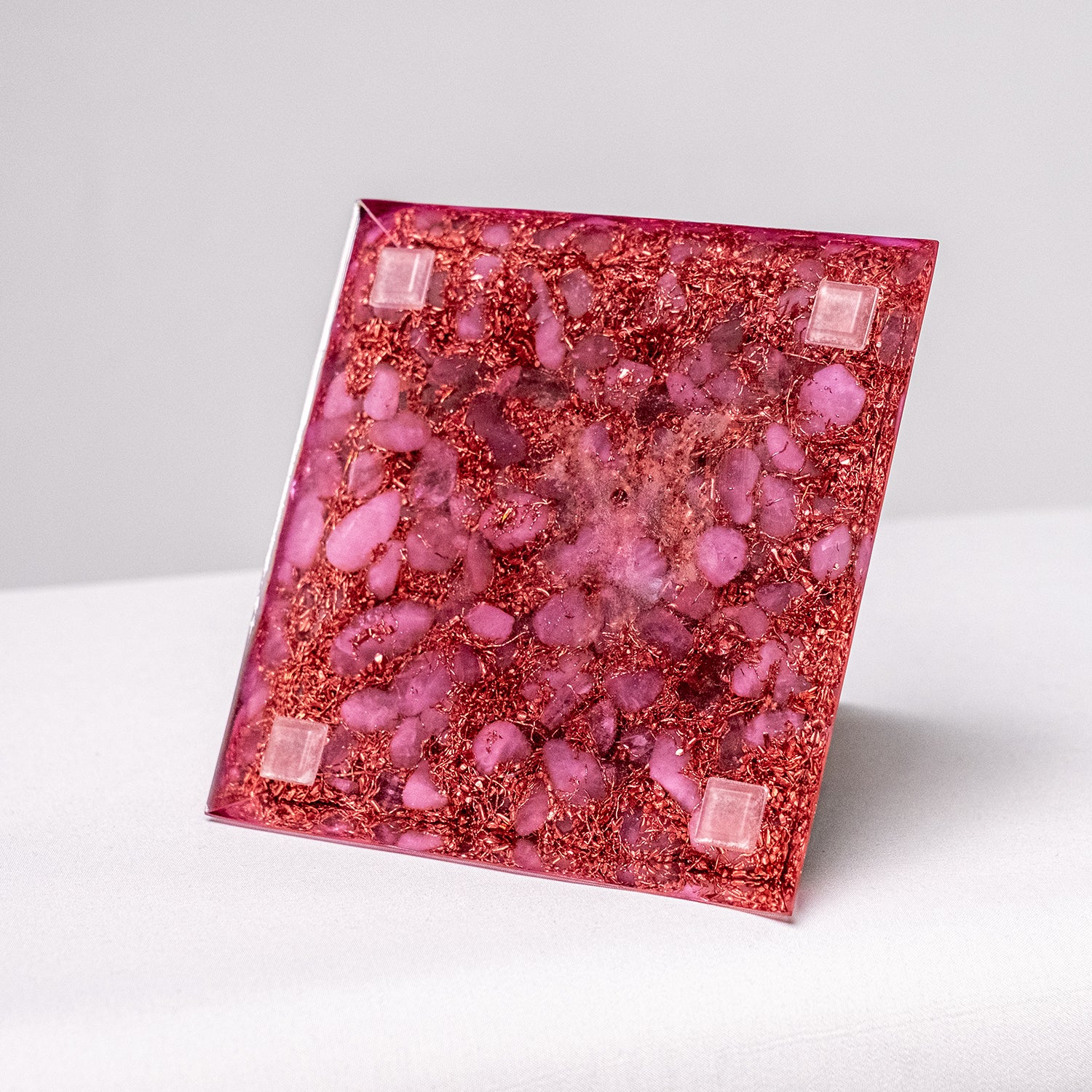 "Sahasrara Cluster" – Orgonite Pyramid (No.9)